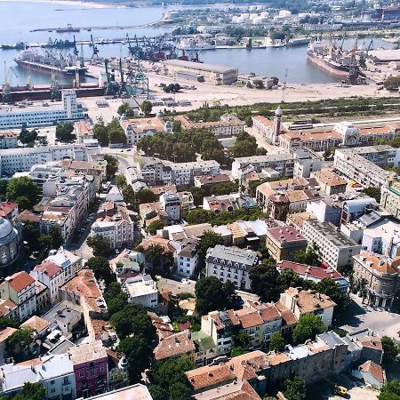 La Gare Apartment Varna Ngoại thất bức ảnh