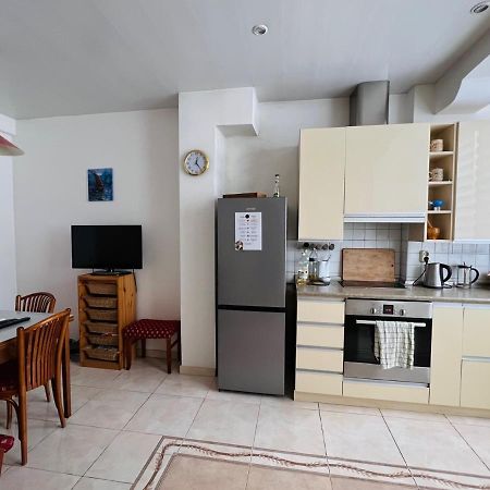 La Gare Apartment Varna Ngoại thất bức ảnh