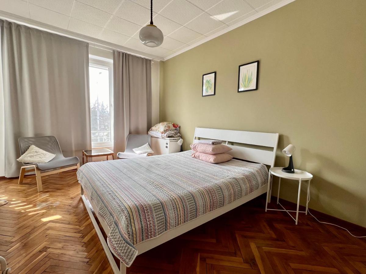 La Gare Apartment Varna Ngoại thất bức ảnh